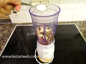 Memblender Bumbu Sate Ponorogo