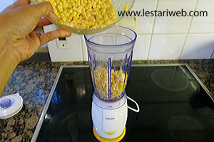 Memblender Jagung Pipil