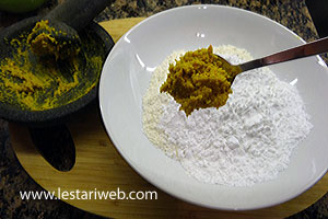 Membuat Adonan Tempe Kemul