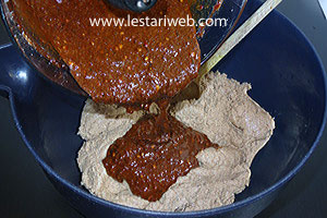 Membuat Sambal Pecel