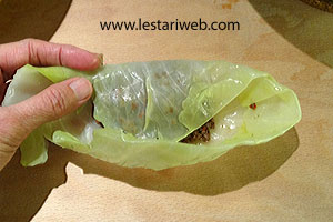 Membungkus Brengkes Dengan Kol