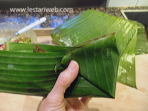 Membungkus Tum Pepes 3