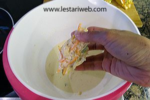 Mencelup Tahu Berontak