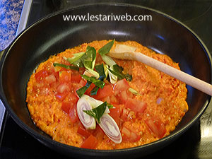 Menumis Bumbu Garo Rica