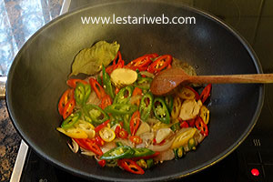 Menumis Bumbu Oseng Tauge