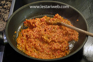 Menumis Sambal Ayam Kalasan