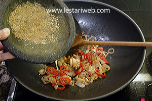 Merica Pala Semur Ayam