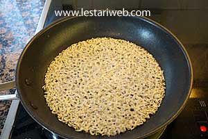 Nasi Goreng Teri Step 1 