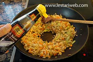 Nasi Goreng Teri Step 16