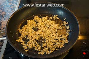 Nasi Goreng Teri Step 2