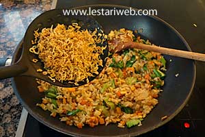 Nasi Goreng Teri Step 21