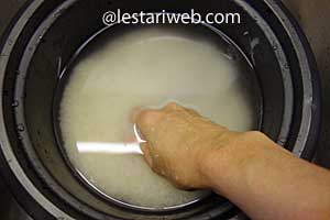 Masak Nasi Kuning Praktis Step 1