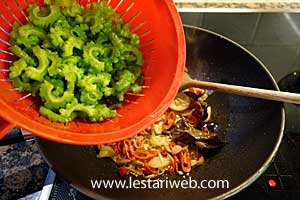 Oseng Oseng Tahu Pare Step 10