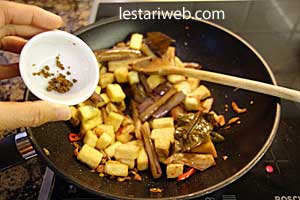 Oseng Tahu Terong Step 13