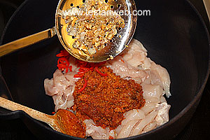 Bumbu Tumis Tum Ayam