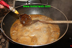 Petis Untuk Krengsengan 