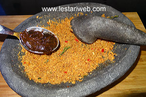 Petis Untuk Tahu Lontong