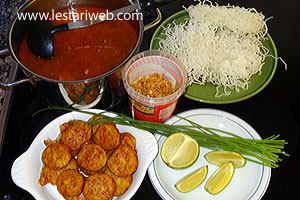 Racikan Soto Pekalongan