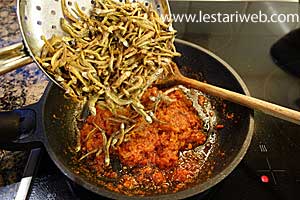 Sambal Bada Step 12