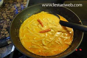 Krecek Dimasak Sambal Goreng