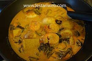 Sambal Goreng Telur Tauco Step 1