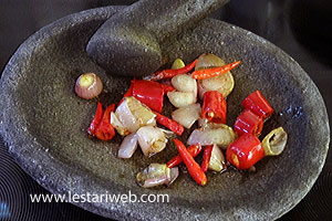 Sambal Terasi Goreng Diulek