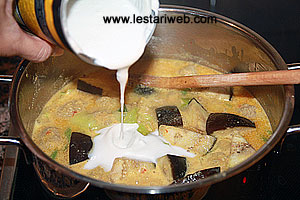 Santan Kental Untuk Sengkuang