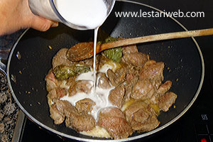 Santan Untuk Karsigu