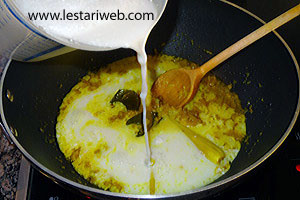 Santan Untuk Ketupat Kandangan