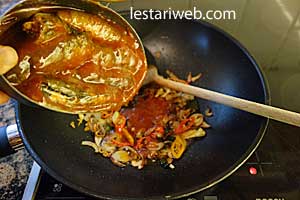 Sarden Bumbu Pedas Step 4