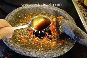 kecap manis untuk bumbu tahu guling