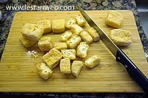 tahu goreng dipotong-potong