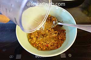 air untuk mengencerkan saus tahu tek