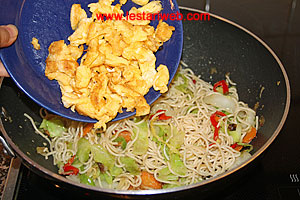 Telur Mie Goreng