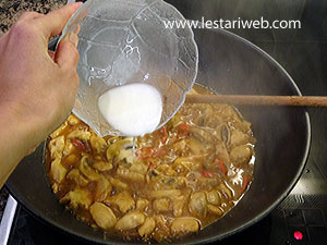 Tepung Maizena Ditambahkan