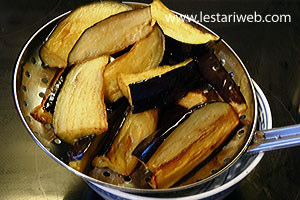 Terong Goreng Ditiriskan