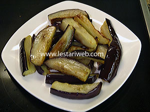 Terung Goreng Ditata