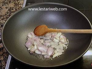 Tumis Bumbu Iris Mi Aceh