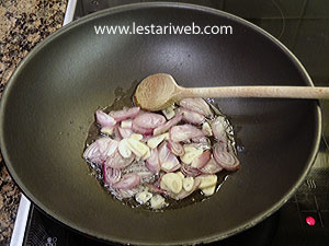 Tumis Bumbu Oseng Lombok