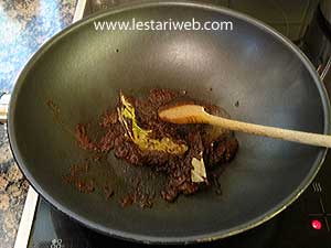 Tumis Bumbu Pindang Keluak