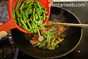 buncis ditumis dengan tempe