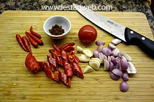 bahan bumbu halus tumis pare ikan teri