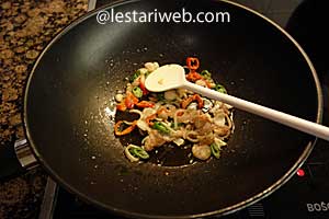 tumisan bumbu iris tumis sawi taoge